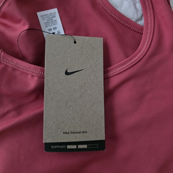 Nike Pink Sports Bra - Picture 3 of 4